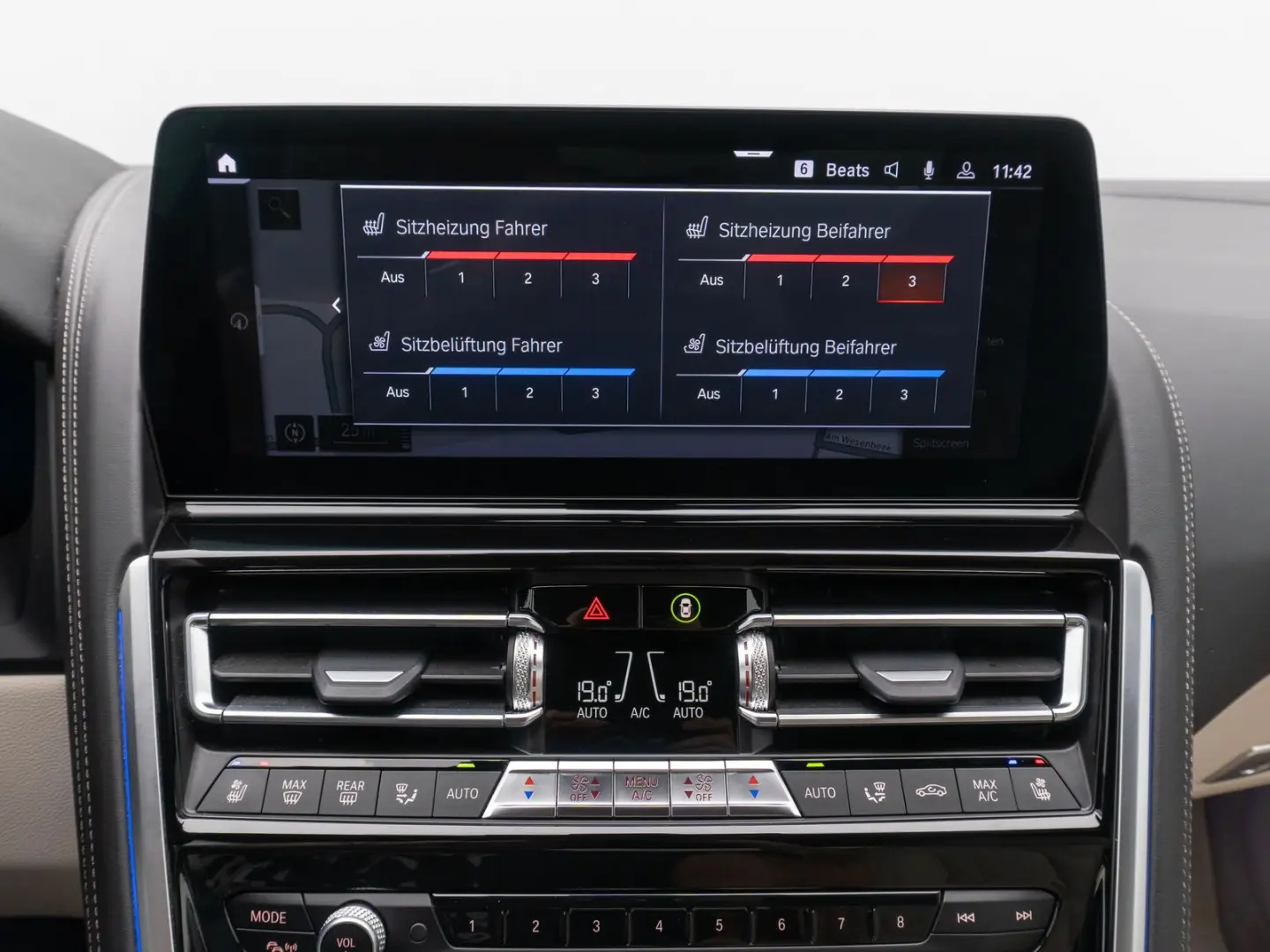 M850i xD Coupé Laser 360°HUD DAB B&W SoftCl 20