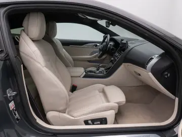 M850i xD Coupé Laser 360°HUD DAB B&W SoftCl 20