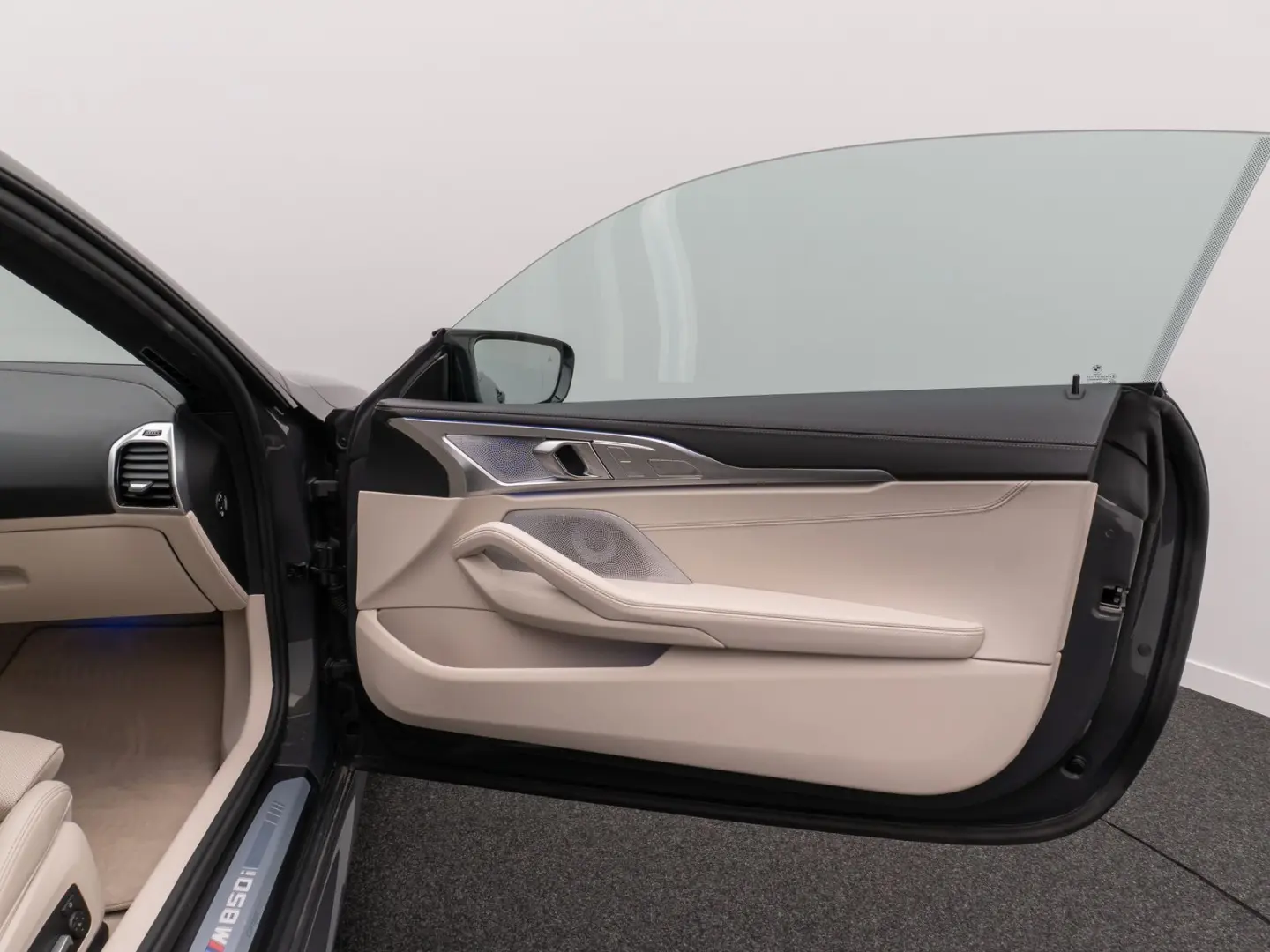 M850i xD Coupé Laser 360°HUD DAB B&W SoftCl 20