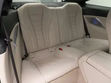 M850i xD Coupé Laser 360°HUD DAB B&W SoftCl 20