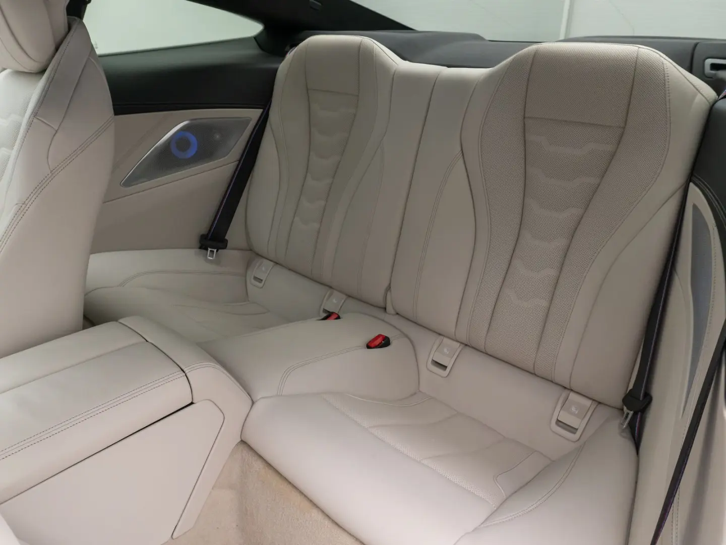 M850i xD Coupé Laser 360°HUD DAB B&W SoftCl 20