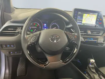 C-HR 2.0 Hybrid Team D *Navi*LED*CarPlay*CAM*TWA