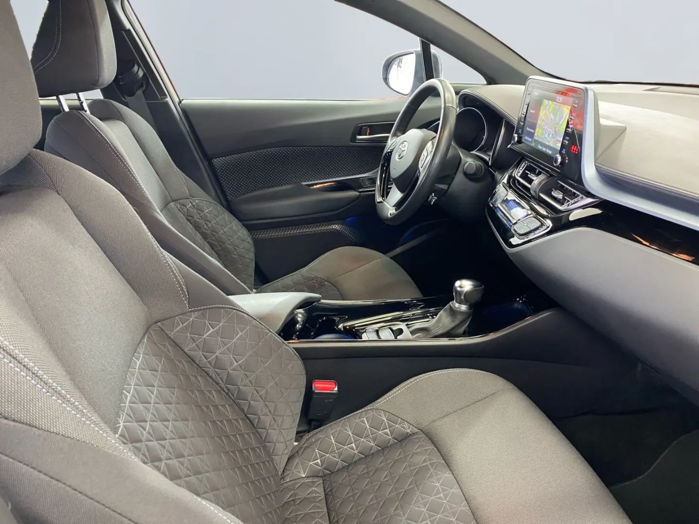 C-HR 2.0 Hybrid Team D *Navi*LED*CarPlay*CAM*TWA