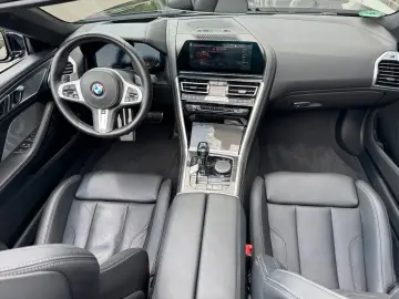 M850 i xDrive De. Fahrzeug - Voll - unfallfrei