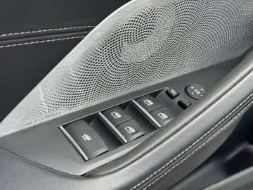M850 i xDrive De. Fahrzeug - Voll - unfallfrei