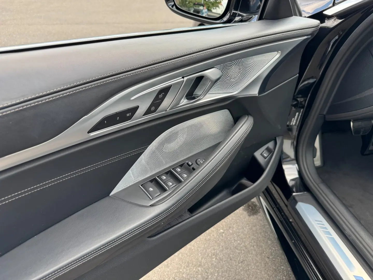 M850 i xDrive De. Fahrzeug - Voll - unfallfrei