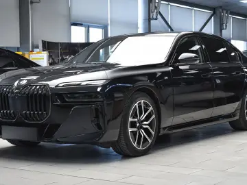 740d xDrive M Sport Mild Hybrid Sportautomatic