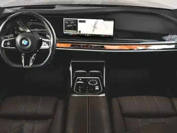 740d xDrive M Sport Mild Hybrid Sportautomatic