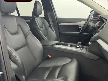 XC90 B5 AWD PRO AHK+360+MEMO+STANDHEIZUNG+LED+