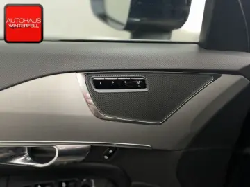 XC90 B5 AWD PRO AHK+360+MEMO+STANDHEIZUNG+LED+
