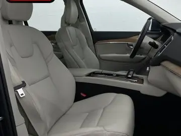 XC90 B5 AWD PANO+22Z+HUD+H&K+KAMERA+LED+ALARM+