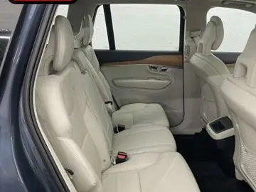 XC90 B5 AWD PANO+22Z+HUD+H&K+KAMERA+LED+ALARM+