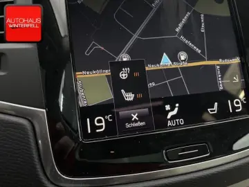 XC90 B5 AWD PANO+22Z+HUD+H&K+KAMERA+LED+ALARM+