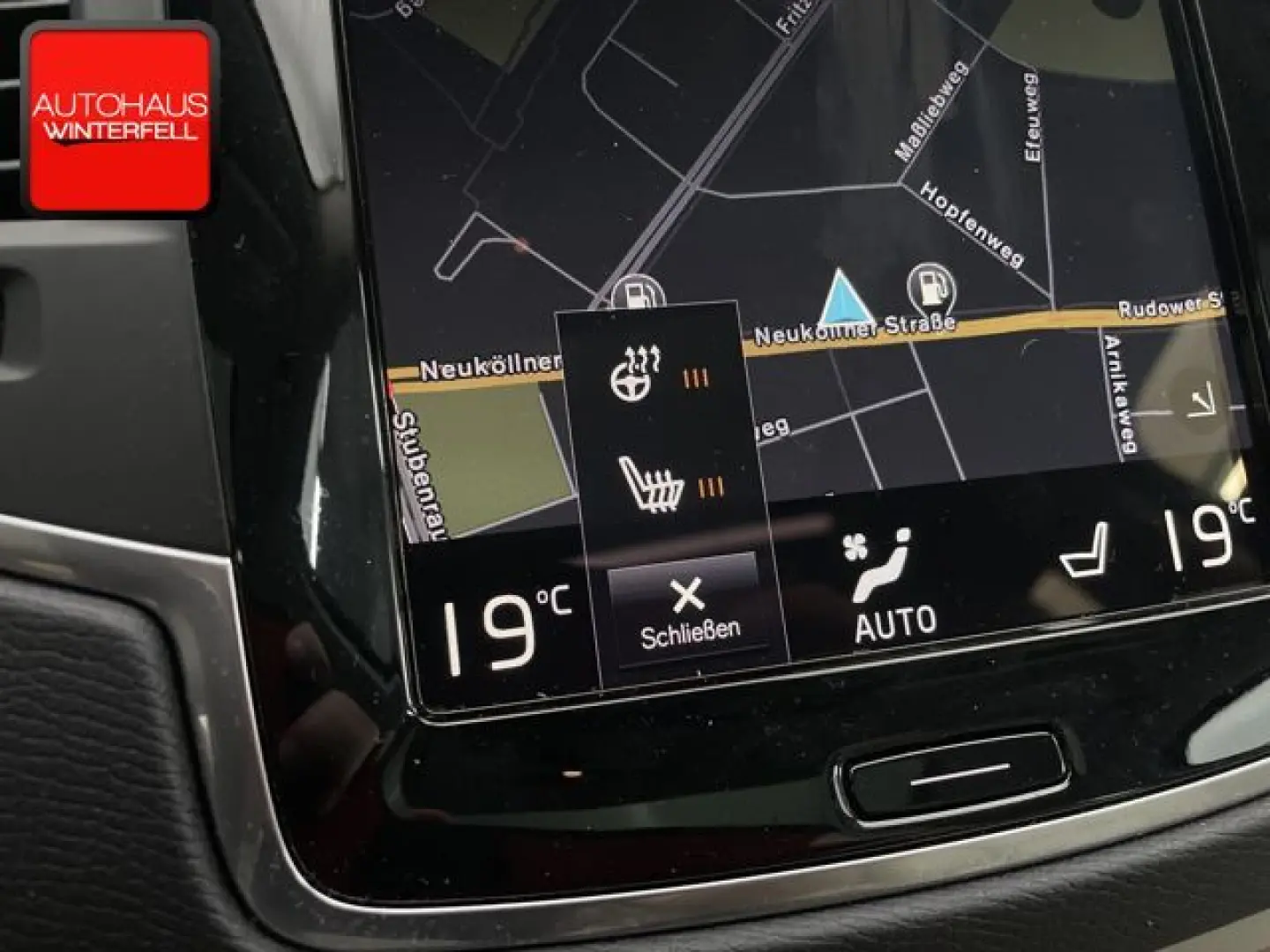 XC90 B5 AWD PANO+22Z+HUD+H&K+KAMERA+LED+ALARM+