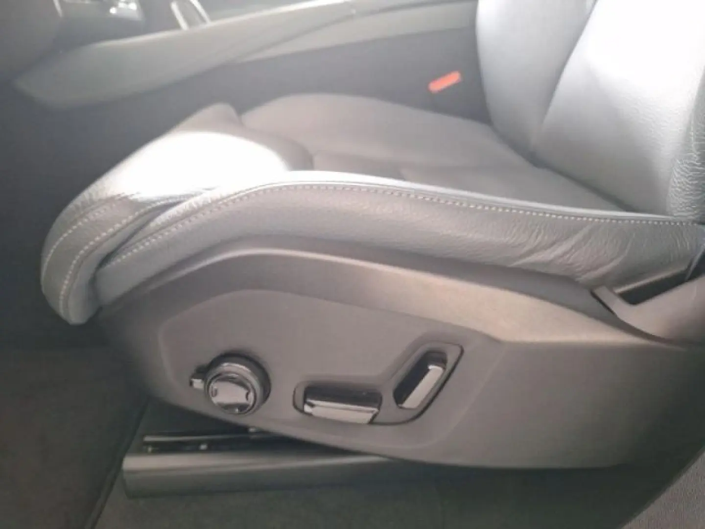 XC90 AWD T8 Inscription Expression 7-Sitzer AHK 