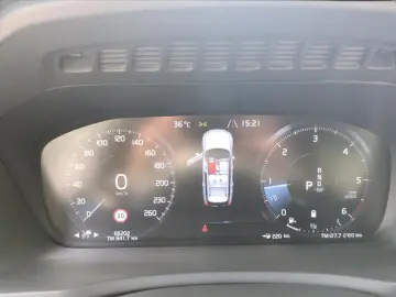 XC90 B5 (Diesel) R-Design AWD Automatik Navi LED