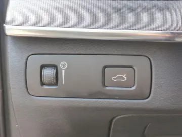 XC90 B5 (Diesel) R-Design AWD Automatik Navi LED
