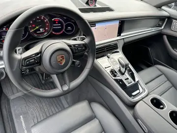 Panamera 4 E-Hybrid PlatinumEd NAV+LED+360°+PANO
