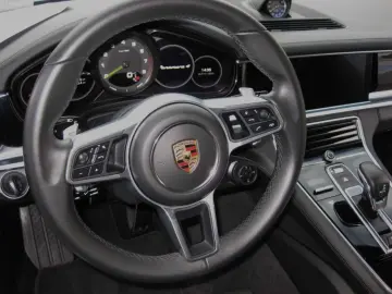 Panamera Sport Turismo Hybrid 4 E Top Ausst.