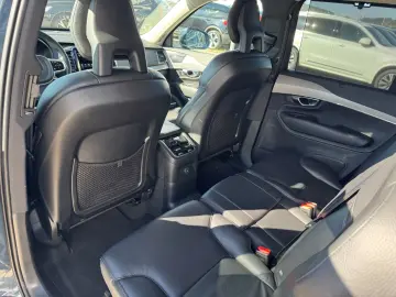 XC90 Inscription Expression Recharge Plug-In Hyb