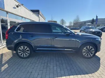 XC90 Inscription Expression Recharge Plug-In Hyb