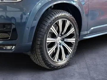 XC90 B5 Diesel AWD Plus Dark 7-Sitzer AHK ACC 36