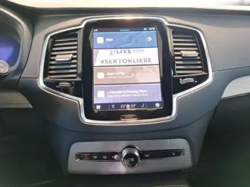 XC90 B5 Diesel AWD Plus Dark 7-Sitzer AHK ACC 36
