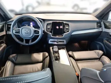 XC90 B5 Diesel AWD Plus Dark 7-Sitzer AHK ACC 36
