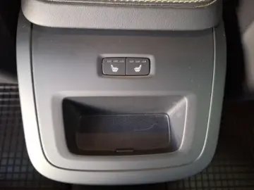 XC90 B5 Diesel AWD Plus Dark 7-Sitzer AHK ACC 36