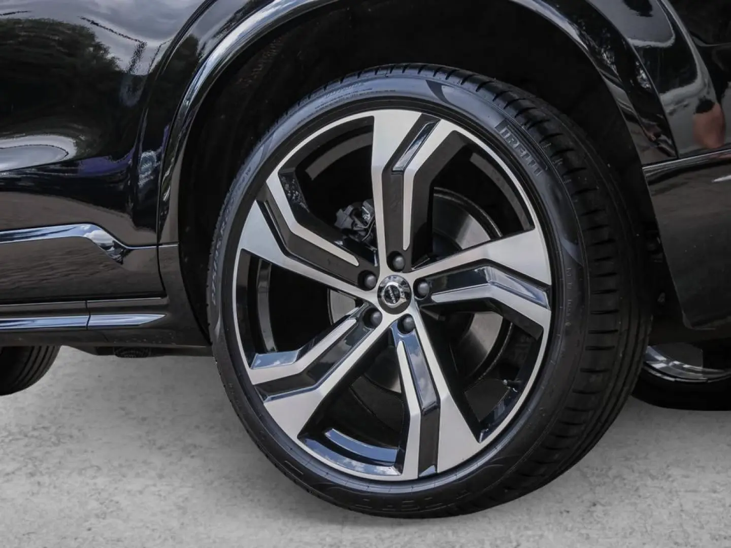 XC90 B5 AWD R-Design Geartronic *Head-Up*22-Zoll