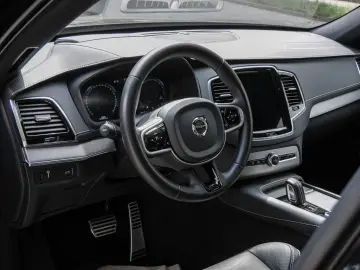 XC90 B5 AWD R-Design Geartronic *Head-Up*22-Zoll