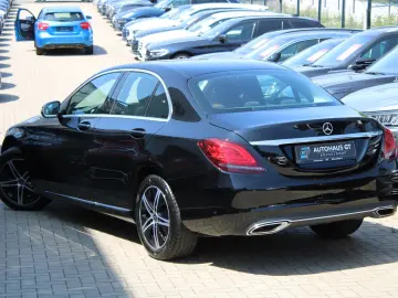 C 300 4Matic/Sport/Navi/Kamera/Klima/Sitzhzg
