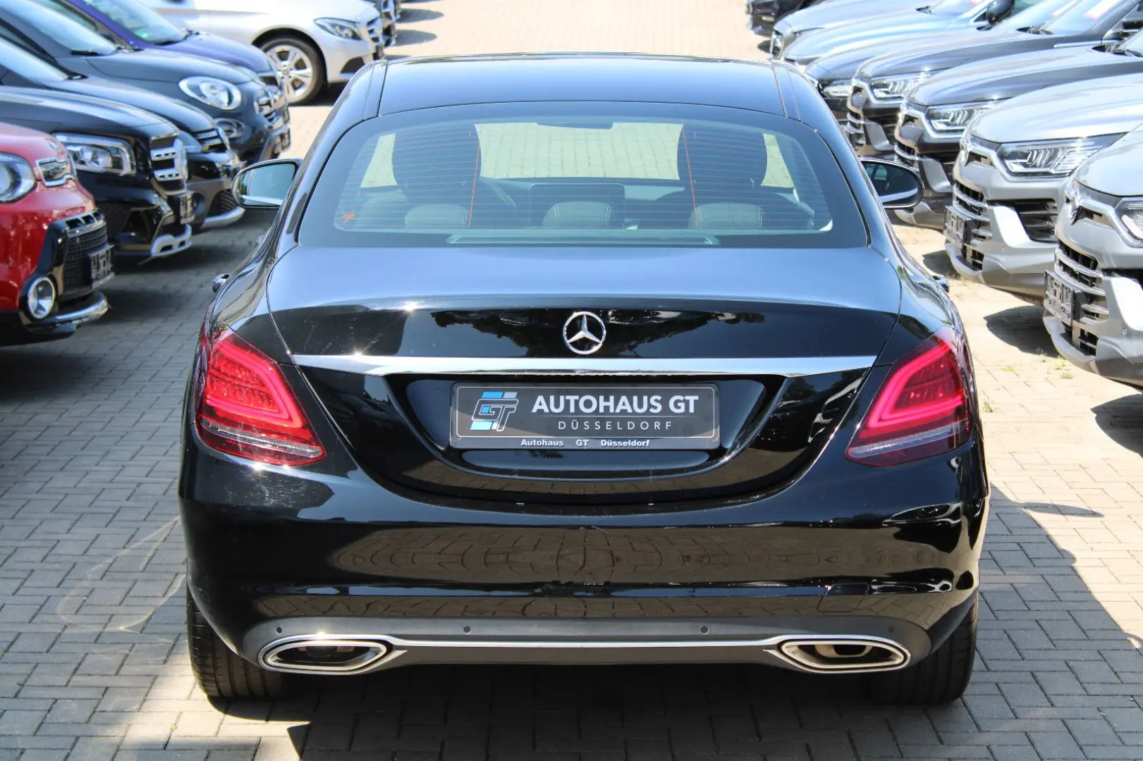 C 300 4Matic/Sport/Navi/Kamera/Klima/Sitzhzg