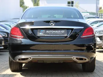 C 300 4Matic/Sport/Navi/Kamera/Klima/Sitzhzg