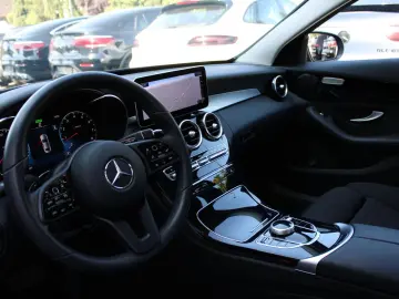 C 300 4Matic/Sport/Navi/Kamera/Klima/Sitzhzg