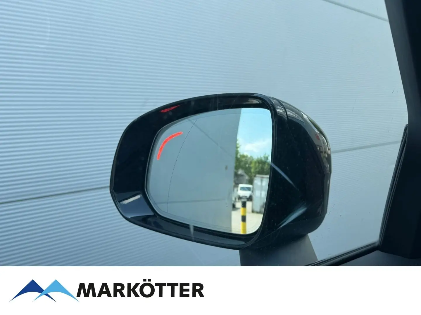 XC90 T8 AWD R-Design 7-Sitzer AHK/SHZ/HUD/ACC/PA