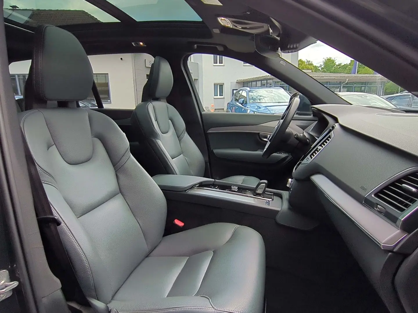 XC90 Inscription Expression Recharge Plug-In Hyb