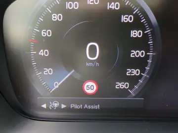 XC90 Inscription Expression Recharge Plug-In Hyb
