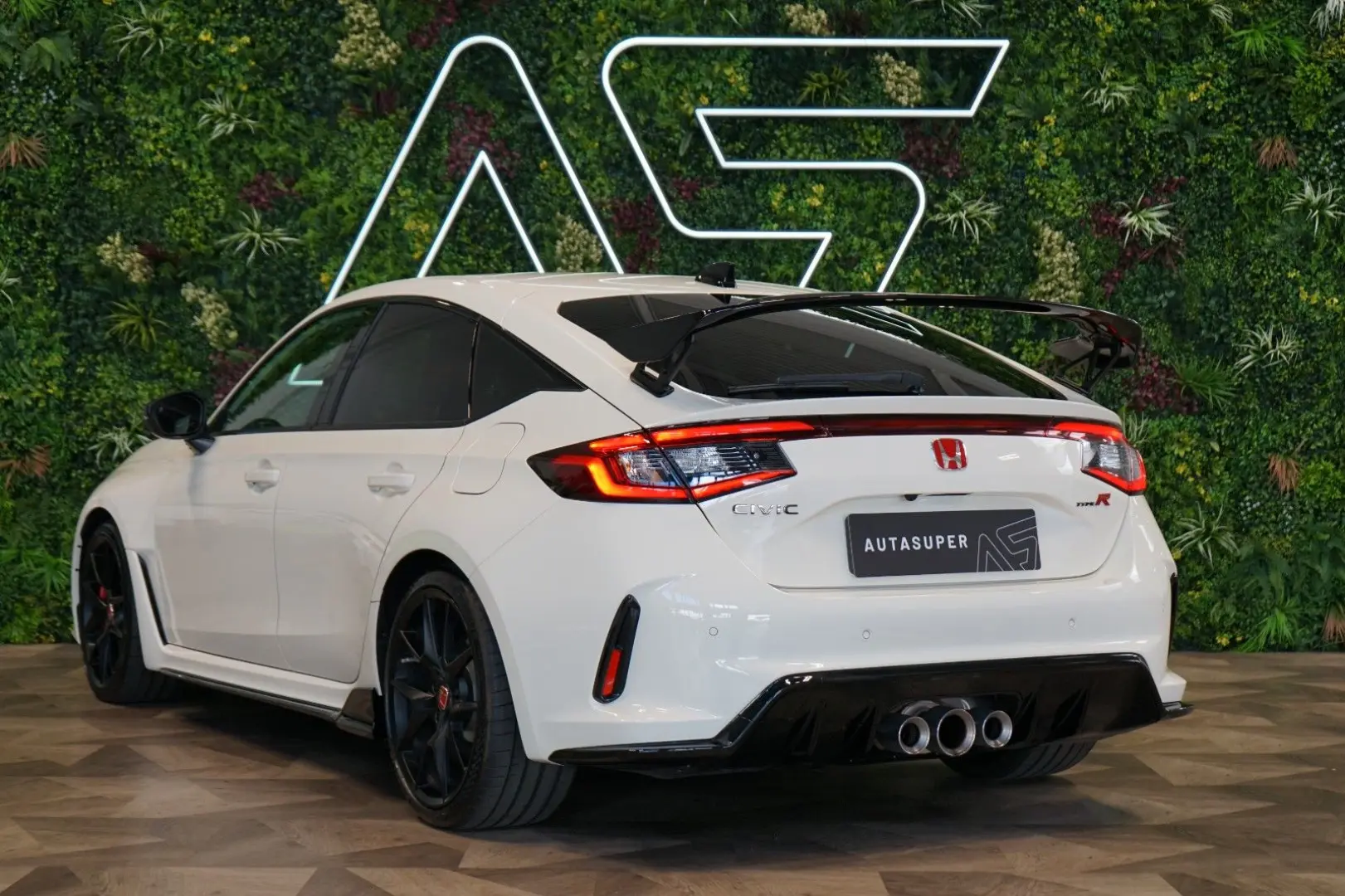 TYPE R*CARPLAY*WARRANTY*LED*ACC*44.876€ NETTO