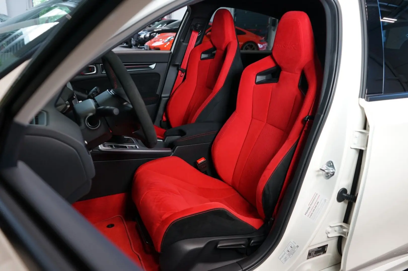 TYPE R*CARPLAY*WARRANTY*LED*ACC*44.876€ NETTO