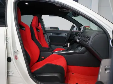 TYPE R*CARPLAY*WARRANTY*LED*ACC*44.876€ NETTO