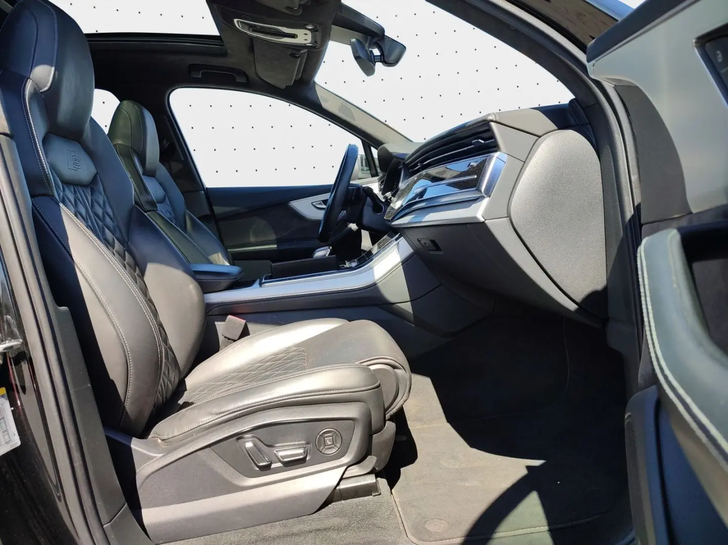 SQ7 4.0 TFSI quattro*Navi*Matrix*Alu*HUD*B&O*PDC