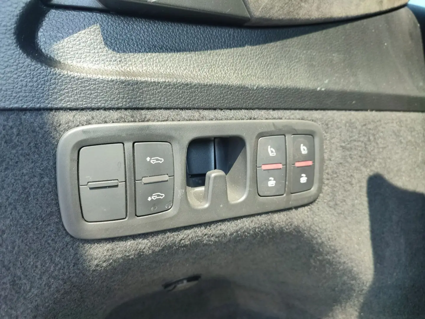 SQ7 4.0 TFSI quattro*Navi*Matrix*Alu*HUD*B&O*PDC