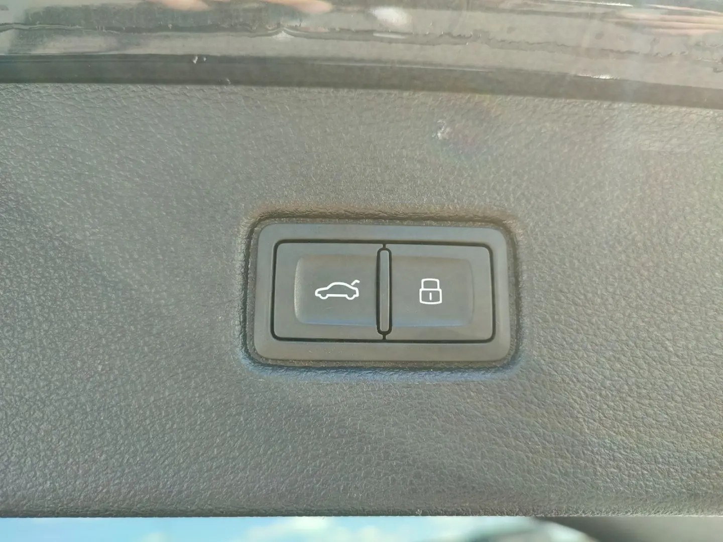 SQ7 4.0 TFSI quattro*Navi*Matrix*Alu*HUD*B&O*PDC