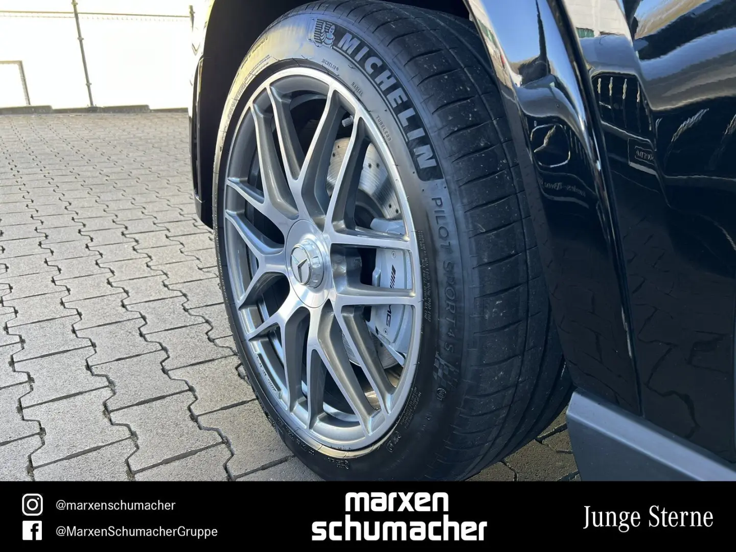 AMG GLE 53 4M+ Pano+PerfAGA+Carbon+HuD+Chrom+AHK
