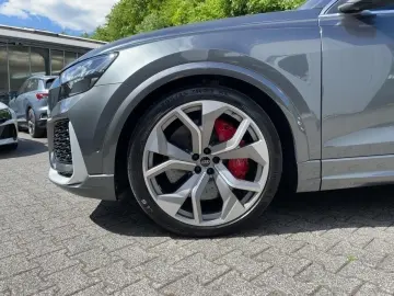 RS Q8 4.0 quattro TFSI ACC AHK Navi PDC HUD Sth