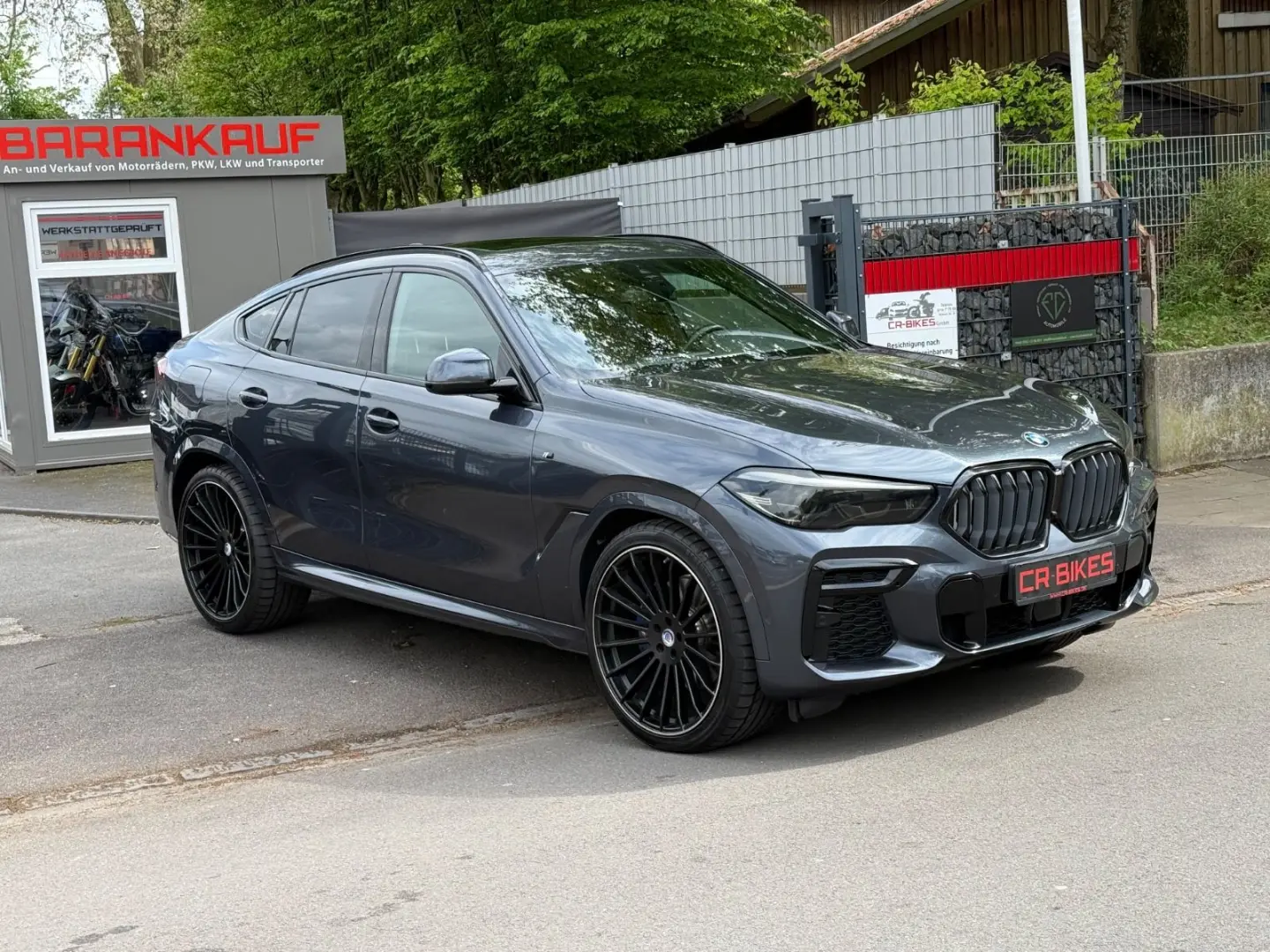X6 xDrive 40 i M Sport/ AHK 15 TKM 23 Zoll/Pano