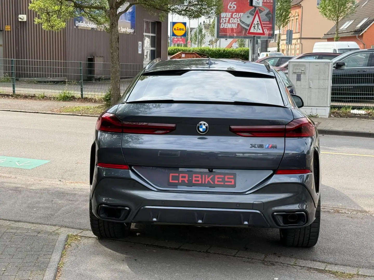 X6 xDrive 40 i M Sport/ AHK 15 TKM 23 Zoll/Pano