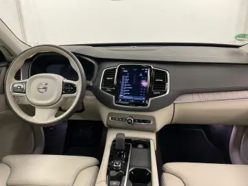 XC 90 T8 AWD Plus Dark Plug-In AHK