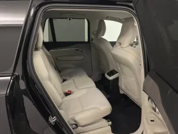 XC 90 T8 AWD Plus Dark Plug-In AHK